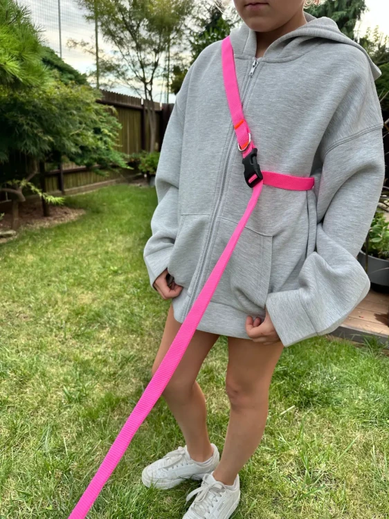 Smycz dla Psa z Amortyzatorem 380cm RÓŻ NEON Regulowana HandsFree Made in Poland