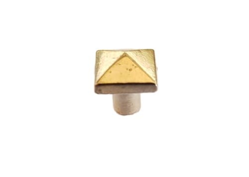 Nit ćwiek piramidka 6x6x3mm 10szt